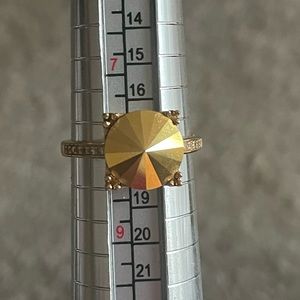 💛 2/$20 💛 Fragrant Jewels ring. Sz 8